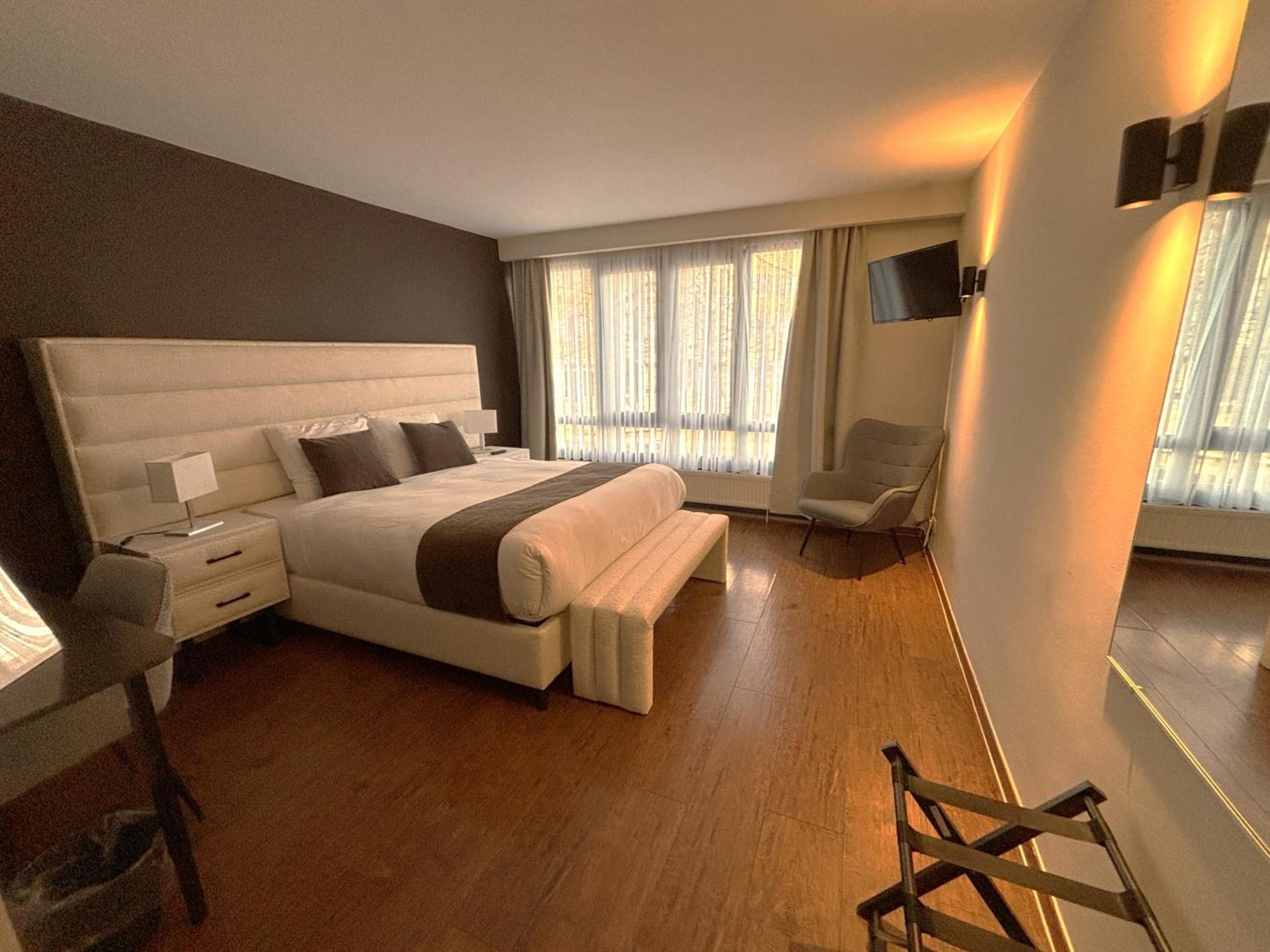 Escale Hotel Saint-Gilles Экстерьер фото