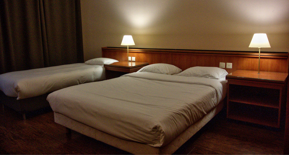 Escale Hotel Saint-Gilles Экстерьер фото
