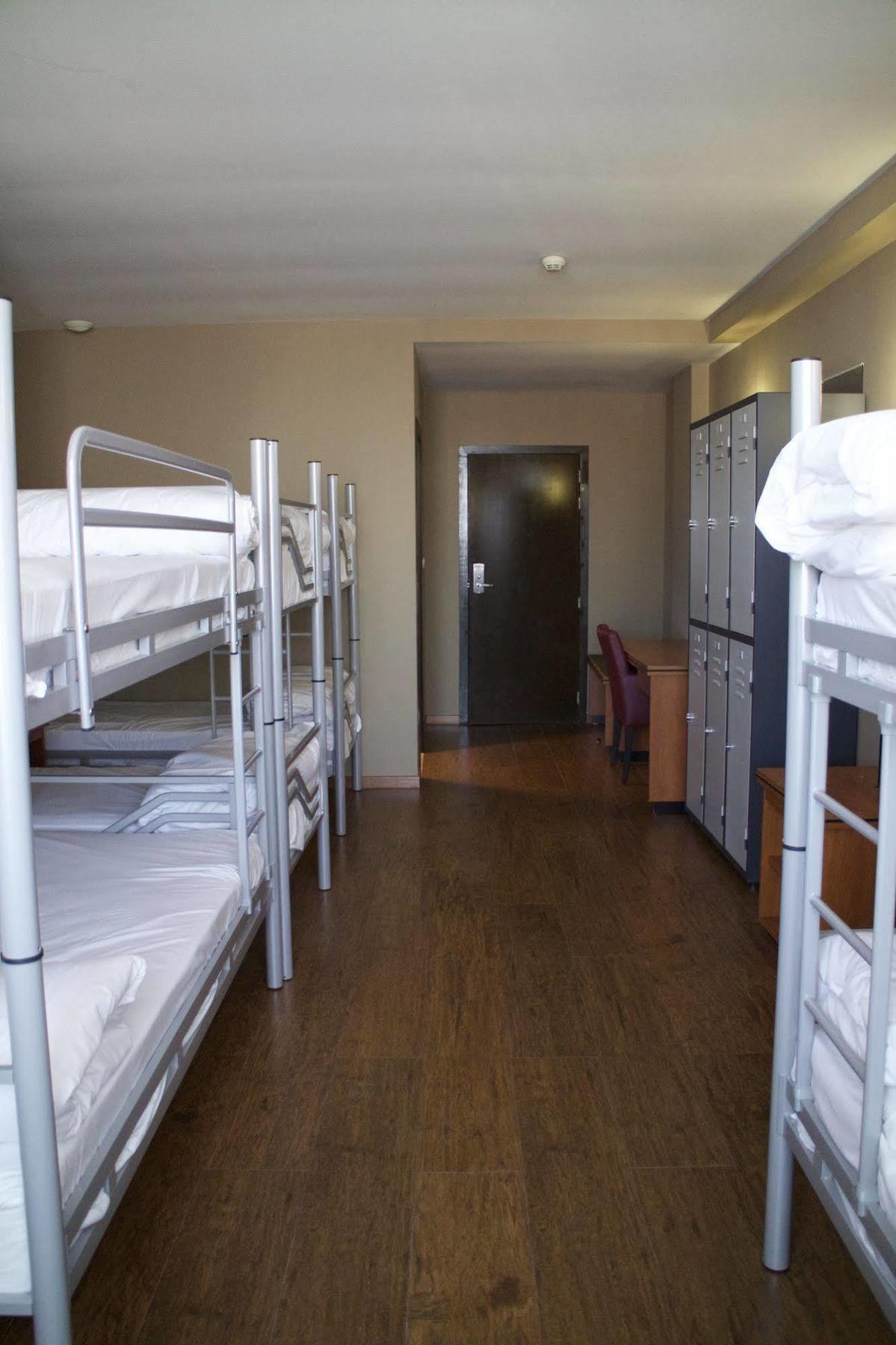 Escale Hotel Saint-Gilles Экстерьер фото